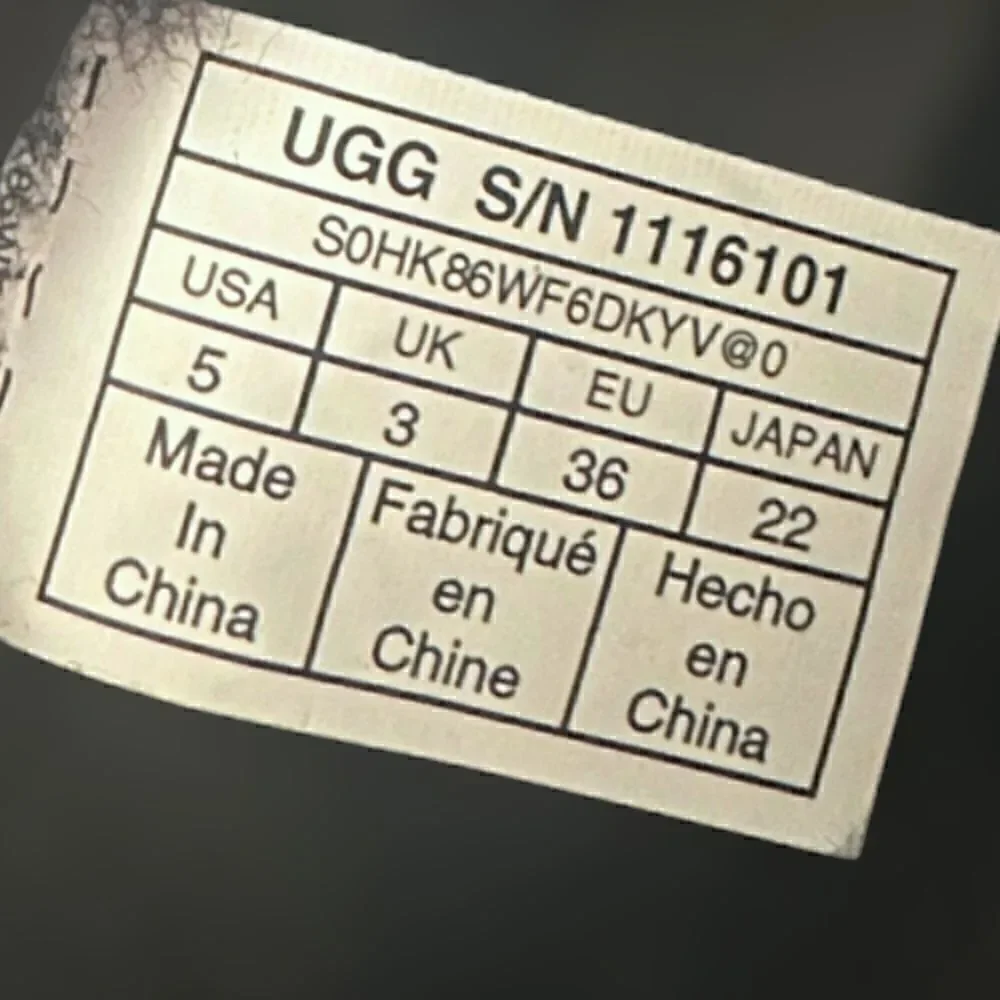 UGG women classic
